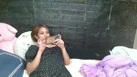 SHENA  online show from June 30, 2026, 5:36 pm