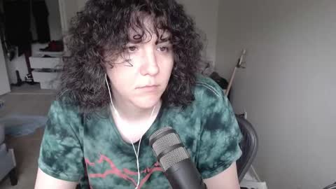 Stephanie Peach online show from May 23, 2026, 7:18 pm