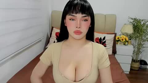 Graciella online show from September 15, 2025, 6:57 am