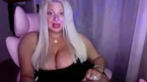 xTinnaaaaa online show from June 20, 2026, 12:03 am