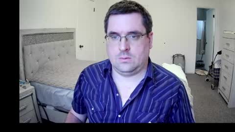tstwbtsb online show from April 29, 2026, 7:53 pm