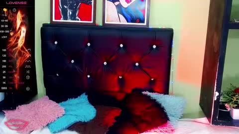 ttimy online show from February 21, 2025, 11:54 pm