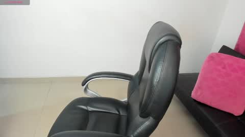 Susan online show from April 7, 2026, 7:31 am