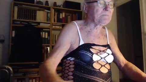 FINN but call me NANNA online show from January 10, 2025, 3:37 pm