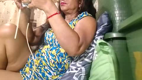 Mae online show from April 9, 2026, 10:37 pm