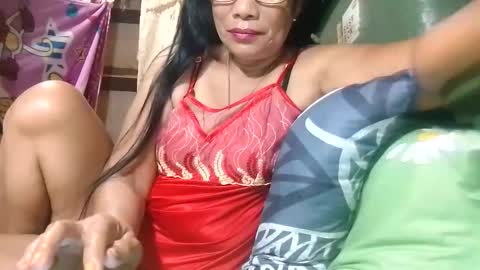 Snapshot of tuchmegently chatting on May 6, 2026, 9:09 pm Mae online show from May 6, 2026, 9:09 pm