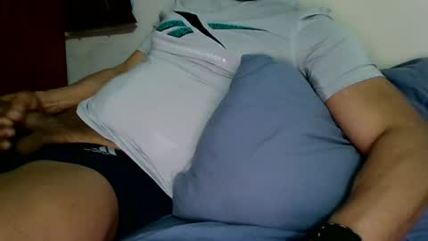 tupapi79279622 online show from March 12, 2025, 11:12 pm