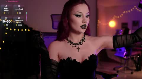 Snapshot of tv_miss chatting on May 13, 2026, 2:42 am Miss Veth online show from May 13, 2026, 2:42 am