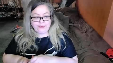 Lana online show from February 17, 2025, 5:25 am