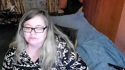 Lana online show from February 27, 2025, 10:37 am