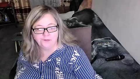 Lana online show from November 6, 2025, 12:33 am