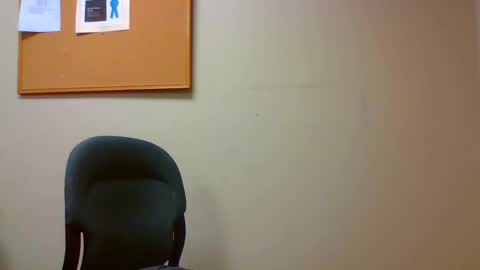 Snapshot of twayne29x chatting on February 27, 2025, 4:52 am twayne29x online show from February 27, 2025, 4:52 am