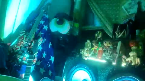 twe4kseeker online show from September 21, 2025, 3:52 am