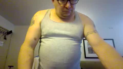 Snapshot of tweeter74 chatting on December 20, 2025, 4:14 pm Tweeter74 online show from December 20, 2025, 4:14 pm