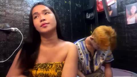 tweethearts_only online show from November 23, 2025, 1:44 pm