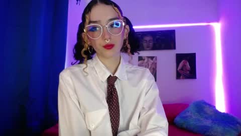 TwinFlamesXX online show from October 25, 2025, 5:30 pm