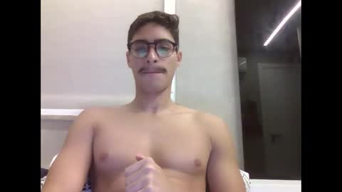 twink_bra online show from March 9, 2026, 11:31 pm