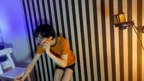 Snapshot of twink_sebas7 chatting on April 16, 2026, 12:28 pm Sebastin online show from April 16, 2026, 12:28 pm