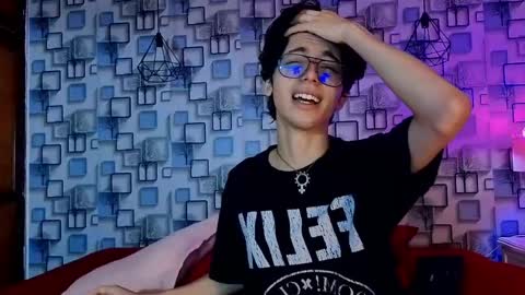 Snapshot of twink_sebas7 chatting on May 12, 2026, 12:24 pm Sebastin online show from May 12, 2026, 12:24 pm