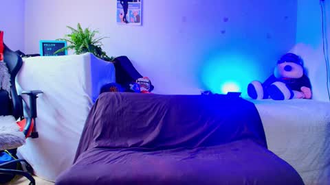 Snapshot of twink_sebas_ chatting on November 20, 2025, 4:51 pm Bad boy sebastian online show from November 20, 2025, 4:51 pm