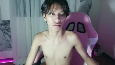 Snapshot of twink_sunny chatting on July 21, 2026, 5:15 pm sunny online show from July 21, 2026, 5:15 pm
