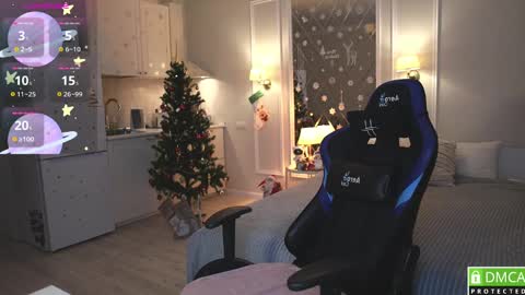 Eva online show from December 17, 2024, 3:06 pm