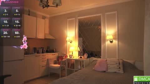 Eva online show from February 25, 2025, 3:49 pm