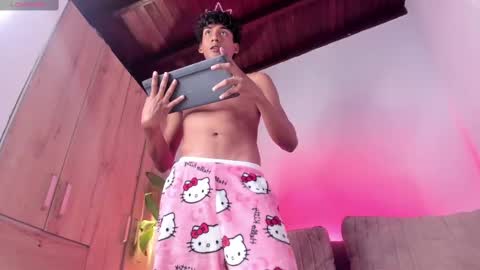 Snapshot of twinksboys_23 chatting on October 25, 2025, 1:51 pm twinksboys_23 online show from October 25, 2025, 1:51 pm