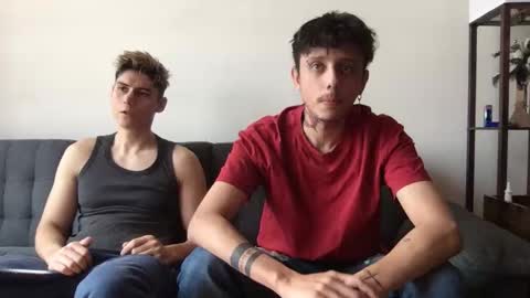 Derrick online show from November 22, 2025, 6:51 pm