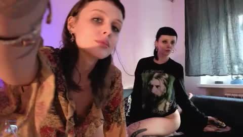 Snapshot of twins_terror chatting on June 8, 2026, 3:56 pm Sin and Skin online show from June 8, 2026, 3:56 pm