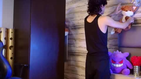 twinslovers_ online show from March 4, 2026, 3:56 am