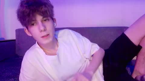 TwiShadow online show from February 16, 2026, 12:01 pm