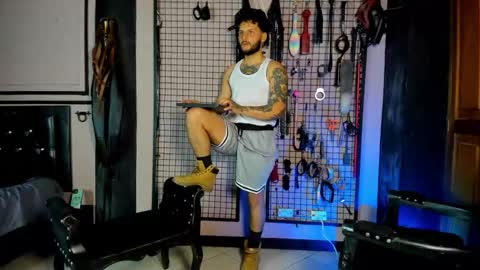 Clio  Tadeo online show from March 6, 2026, 3:36 am