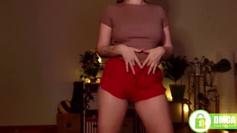 Snapshot of twix_girl chatting on January 15, 2025, 11:10 am Stranger online show from January 15, 2025, 11:10 am