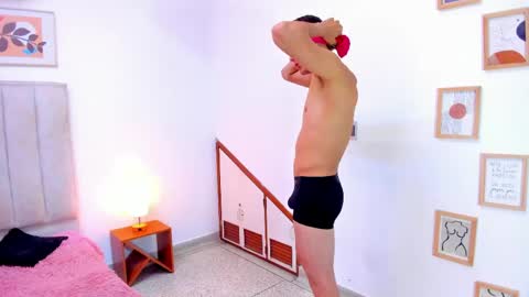 Sara LoenardNataly and Emilio online show from April 18, 2026, 2:21 pm