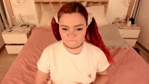 Twiggy online show from January 30, 2025, 2:49 am