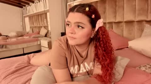 Twiggy online show from February 21, 2025, 1:00 am