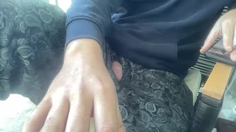 txsizedhog420 online show from November 4, 2025, 3:44 pm