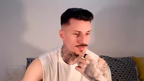 tyagodoll online show from March 4, 2025, 10:05 pm