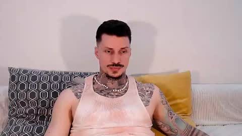 tyagodoll online show from March 6, 2025, 8:05 pm