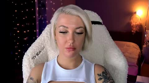 Miley online show from December 13, 2024, 3:32 pm