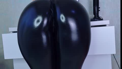 tykita online show from March 20, 2026, 8:19 am