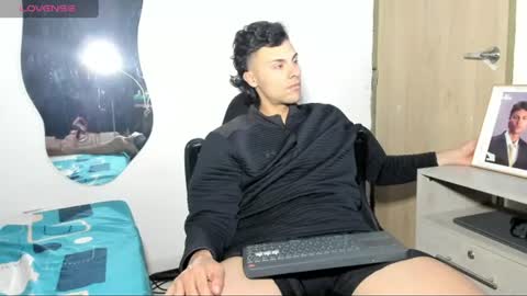 tyler_axel online show from July 6, 2026, 1:46 am