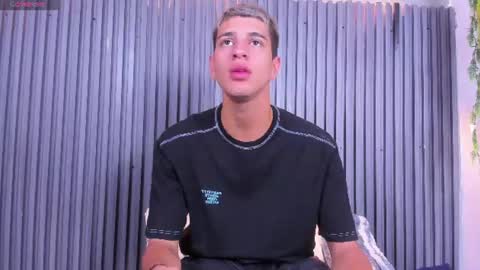 tyler_noir online show from June 11, 2026, 12:25 pm