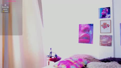 tyra   online show from September 16, 2025, 7:04 pm