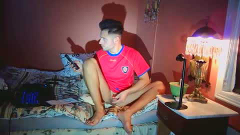 Snapshot of tysonhotswe chatting on October 25, 2025, 3:07 pm Dennis Nadarevic online show from October 25, 2025, 3:07 pm