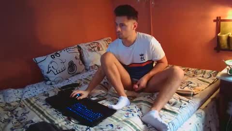 Snapshot of tysonhotswe chatting on October 26, 2025, 12:11 pm Dennis Nadarevic online show from October 26, 2025, 12:11 pm