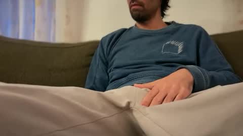 Snapshot of ubehalaya chatting on November 25, 2025, 9:26 pm Ross online show from November 25, 2025, 9:26 pm