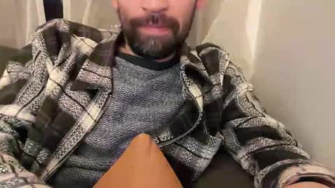 Snapshot of ubehalaya chatting on December 20, 2025, 11:01 pm Ross online show from December 20, 2025, 11:01 pm