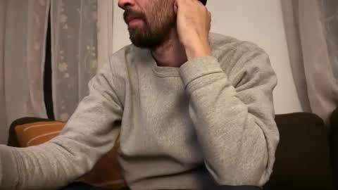 Snapshot of ubehalaya chatting on January 7, 2026, 2:25 am Ross online show from January 7, 2026, 2:25 am